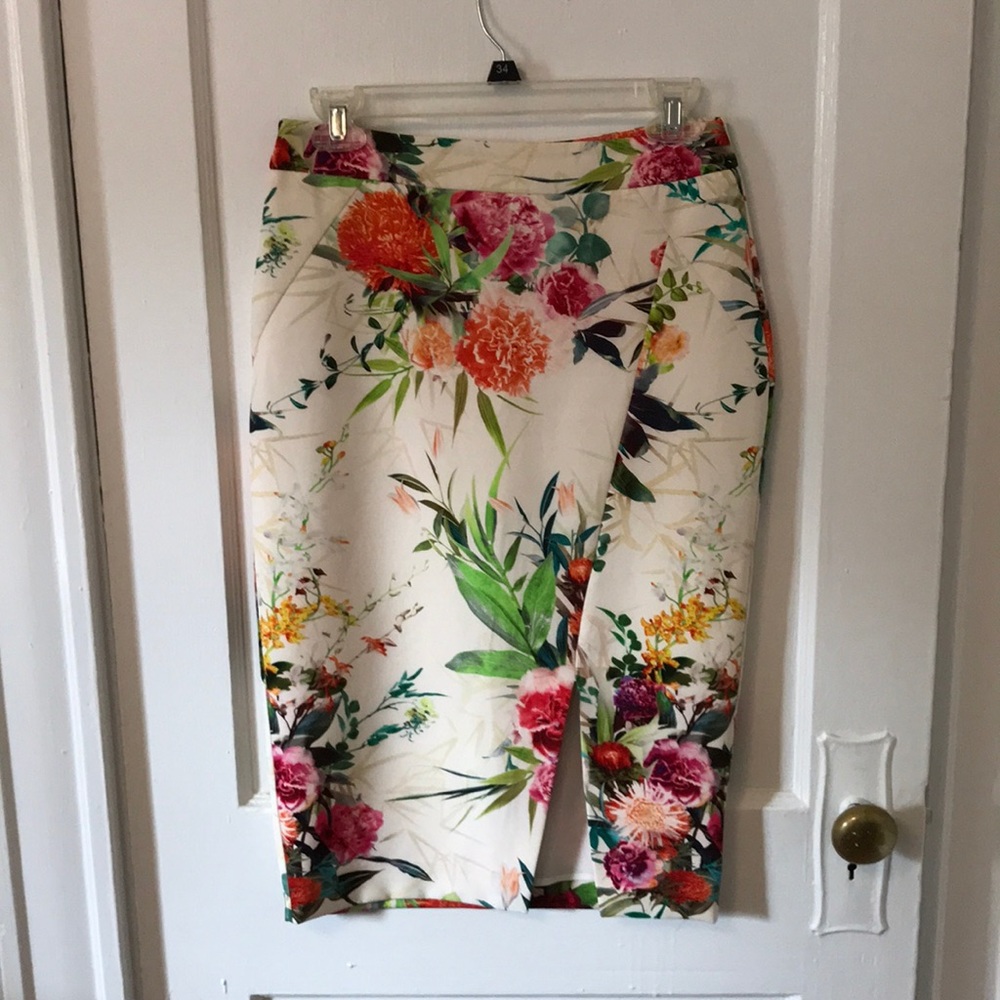 Oasis floral pencil skirt